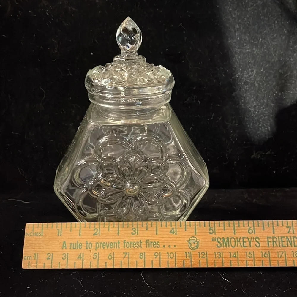 Avon vintage lead